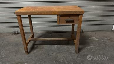 Piccolo scrittoio anni ‘50