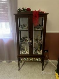 Vetrina in legno