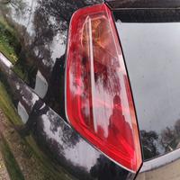 fari posteriori fume  fiat grande punto 