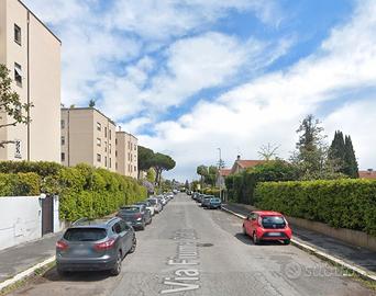 Eur torrino elegante bilocale arredato