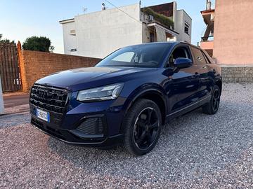 Audi Q2 35 TDI S tronic blacknight