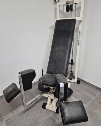 4 Attrezzi Palestra Technogym
