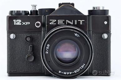 Reflex Vintage Zenit 12xp con obiettivo helios-44M