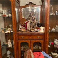 Antica vetrina da salotto