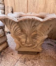 Fioriera in gesso e cemento