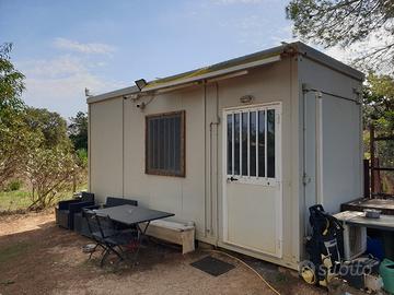 Container modulo abitativo con bagno e doccia 