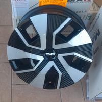 1 cerchio  con copricerchio  dacia sandero 2025