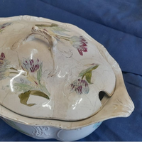 zuppiera florio liberty palermo in ceramica bianca