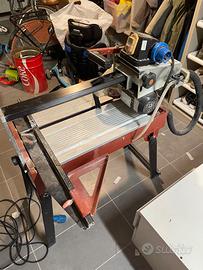 Taglierina ad acqua - taglia piastrelle elettrico