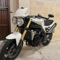 Triumph Street triple 1050 anno 2006