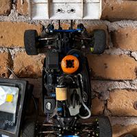 Auto radiocomandata nitro