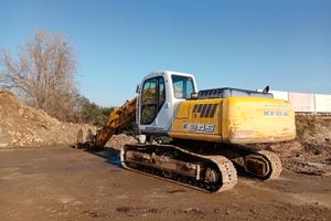FIAT KOBELCO E245 – ESCAVATORE 24 TON – PRONTO LAV