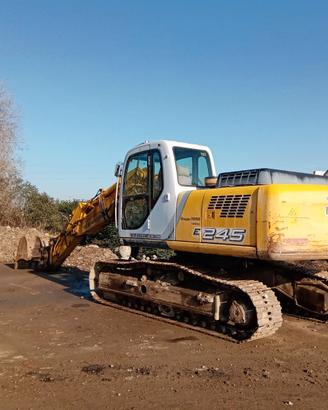 FIAT KOBELCO E245 – ESCAVATORE 24 TON – PRONTO LAV