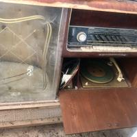 Giradischi e radio anni 50