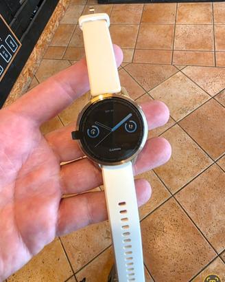Garmin Venu 4 41mm bianco oro nuovo
