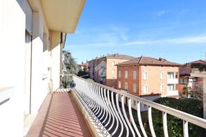 3 LOCALI A REGGIO NELL'EMILIA