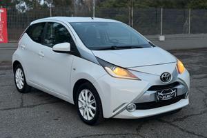 Toyota Aygo 1.0 VVT-i 69 CV 5 porte x-wave