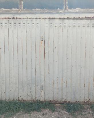 Porta basculante per garage