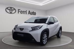 TOYOTA Aygo x 1.0 active 72cv s-cvt