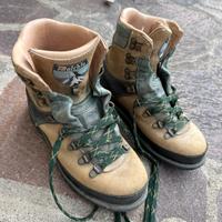 Scarponi originali Raichle in pelle numero 40