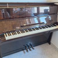 Pianoforte Petrof verticale 