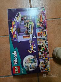 lego friend + 8 