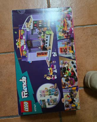 lego friend + 8 