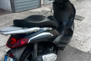 Piaggio Beverly 125