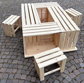 Tavolino in legno di abete