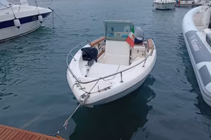 Barca capelli cap 17 e honda bf 40 con carrello