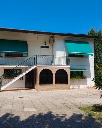 Casa singola con ampio scoperto