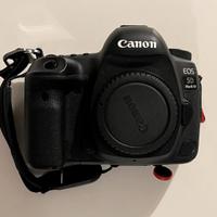 Canon EOS 5D Mark IV
