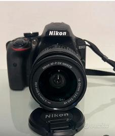 Macchina fotografica Nikon D3400