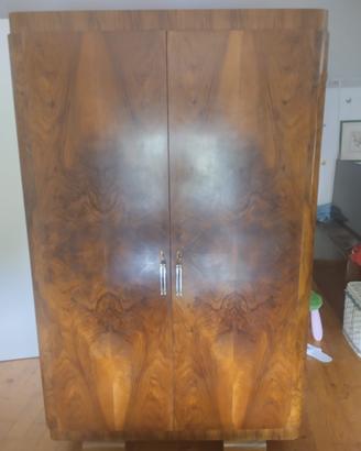 Armadi in legno per camera da letto