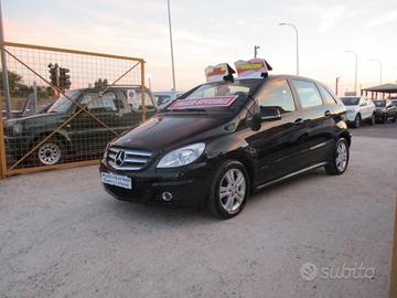 Mercedes-benz B 180 MOLTO BELLO 2011