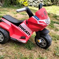 Moto elettrica peg Perego 