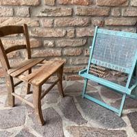 Sedia e lavagnetta vintage