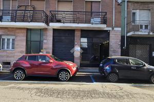 NEGOZIO A SETTIMO TORINESE