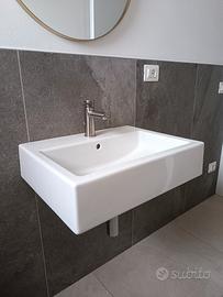 Lavabo e miscelatore 