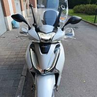 Honda sh 150 Km 6500 anno 2019