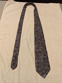 Cravatta Trussardi Collection grigia elegante