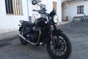 Moto Triumph Speed twin 900