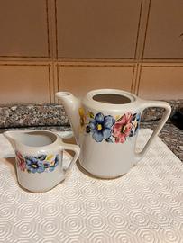 Set teiera e lattiera della Dauhermatic