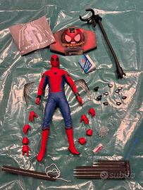 Hot Toys MMS426 Deluxe 1/6 Spider-Man Homecoming -