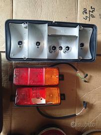 FARI AUTOCARRO -CARRELLO- FUORISTRADA 