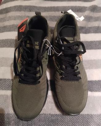 scarpe Rebook sportive tg.43e mezzo/ 44