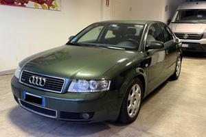 Audi A4 Berlina A4 2.5 V6 tdi quattro 180cv