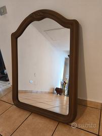 Specchio cornice legno in parte ricamata