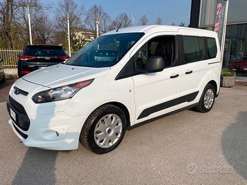 Ford Connet, cinque posti autocarro