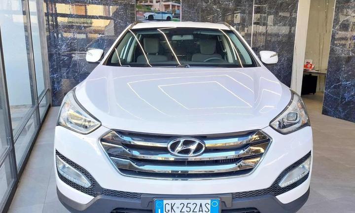 HYUNDAI Santa Fe 2.0 CRDi 2WD (Garanzia 12 Mesi)